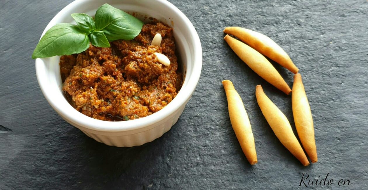 Pesto rojo