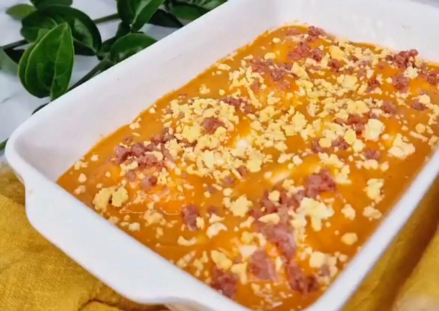 Huevos al salmorejo