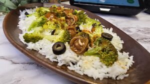 Arroz con brócoli y zamburiñas a la marinera