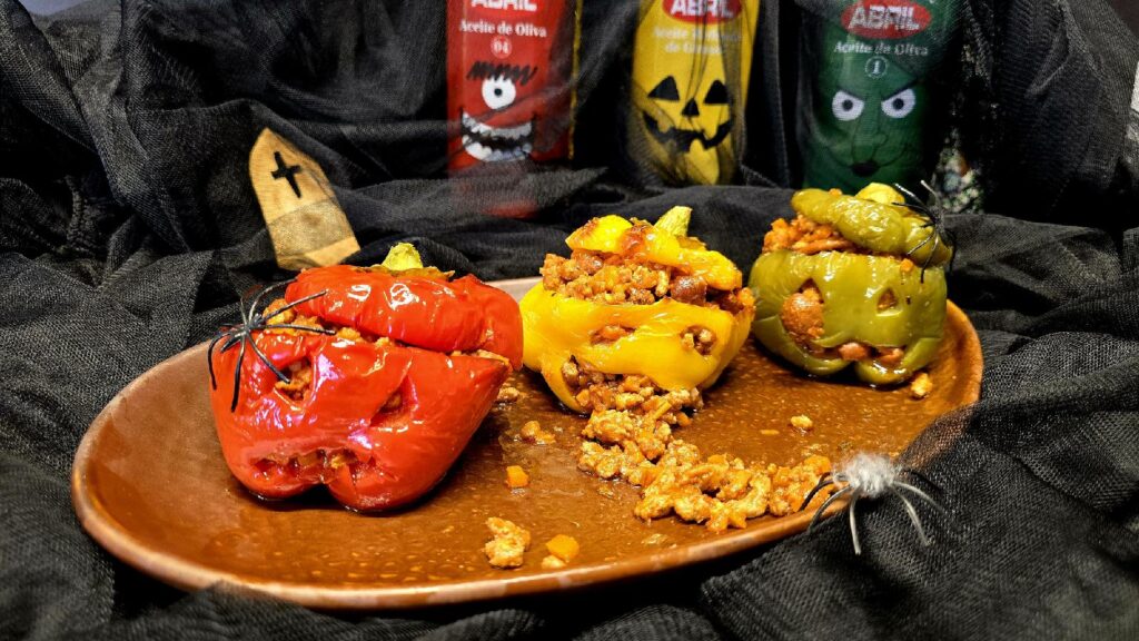 Pimientos terroríficos rellenos para celebrar el Samaín