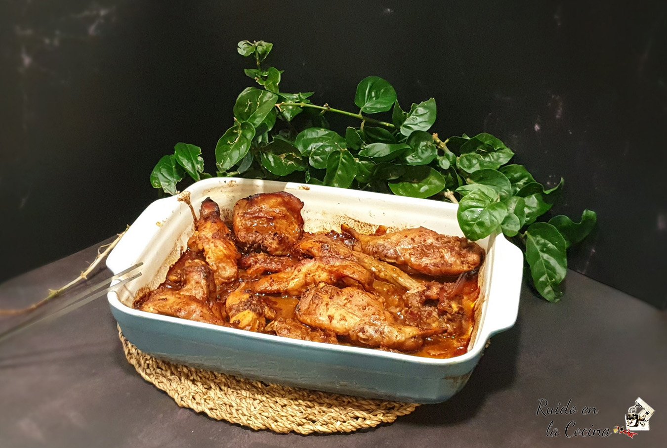 Conejo al ajillo al horno