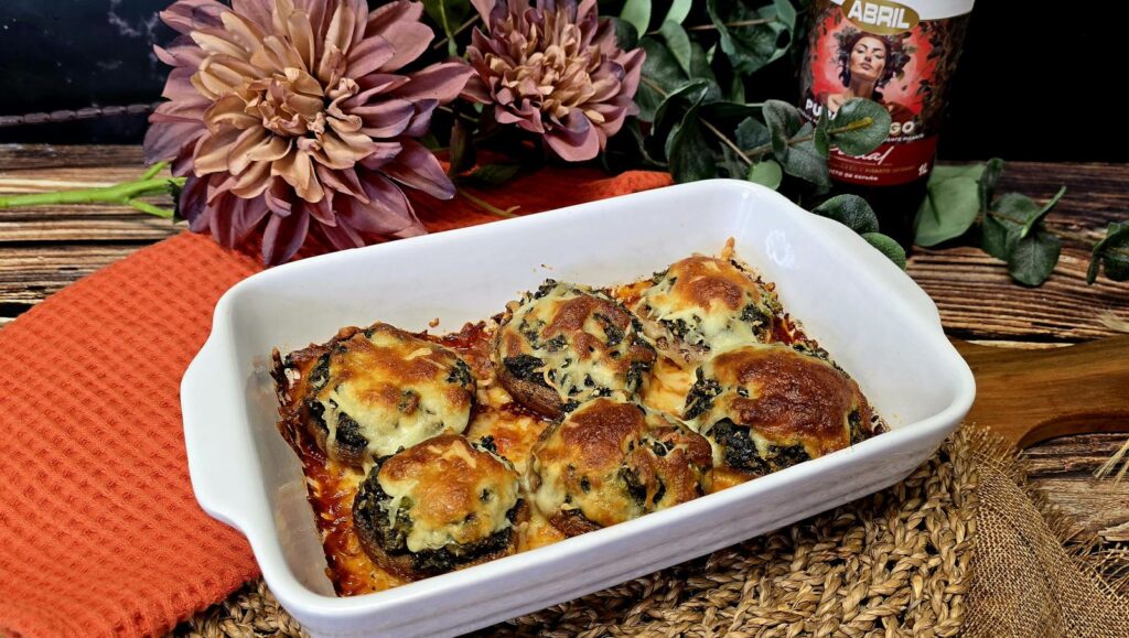 Champiñones rellenos de grelos y requesón