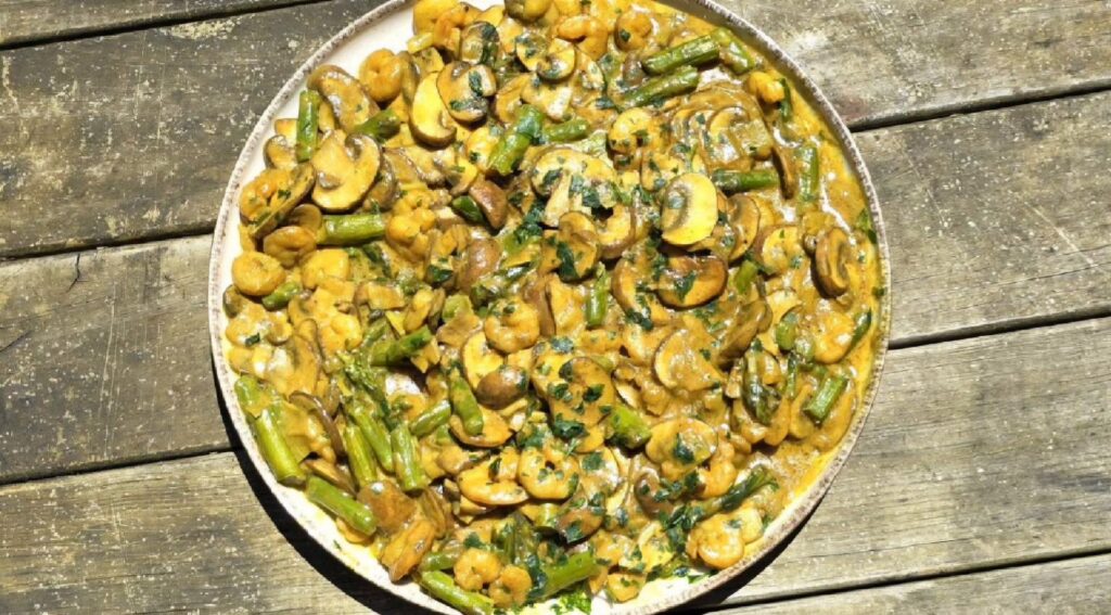 Champiñones al curry