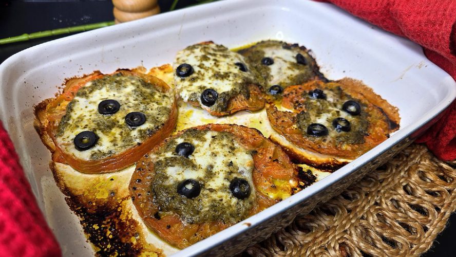 Tomates asados con mozzarella y pesto